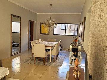 Edif�cio Village Paschoal